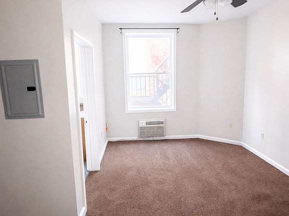 2nd image of 333 Melwood Ave APT 7