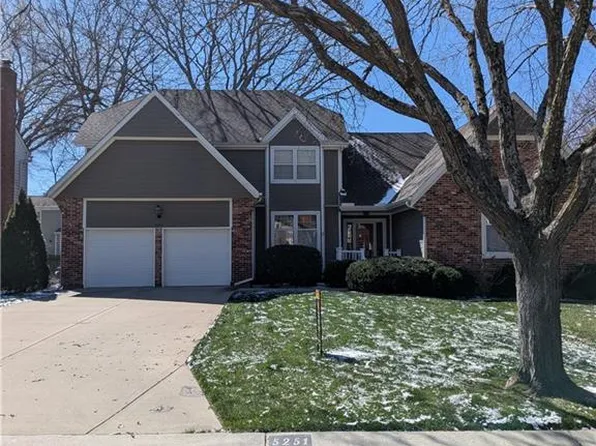 5251 W 129th Ter, Leawood, KS 66209