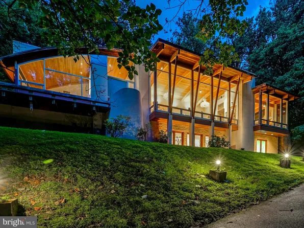 13333 Redcoat Ln, Phoenix, MD 21131