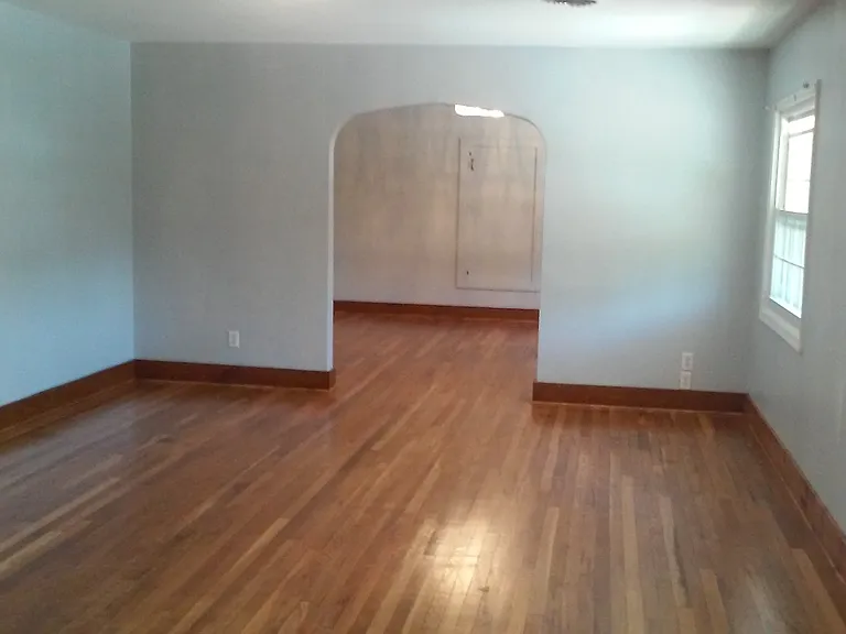 213 E Western Ave #A — Photo 13