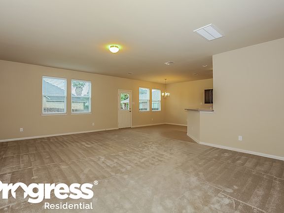 3rd image of 18758 Walden Glen Cir