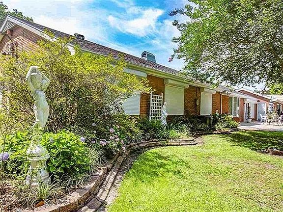 4th image of 400 Glynn Ave