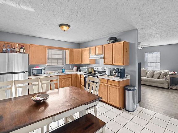 4th image of 728 N Haun Dr #728
