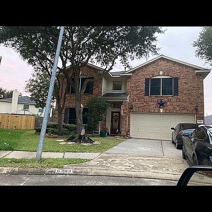 3rd image of 6303 Macquarie Dr
