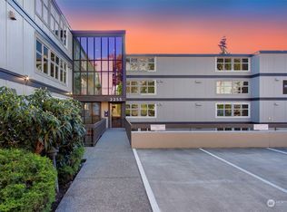 2253 Gilman Dr W APT 504, Seattle, WA