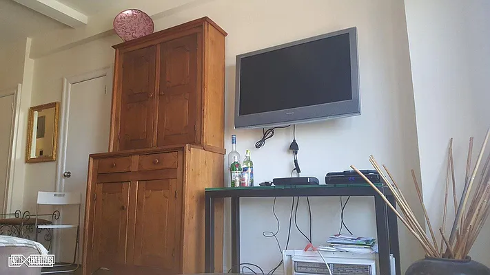 Rented by Citi Habitats | media 58