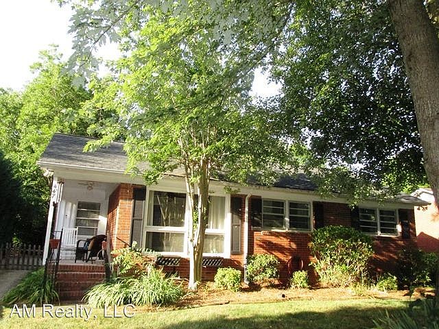 1st image of 447 Sadie Dr