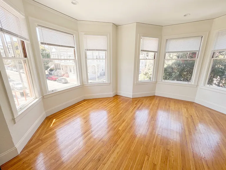 2495 Sutter St #5 — Photo 8