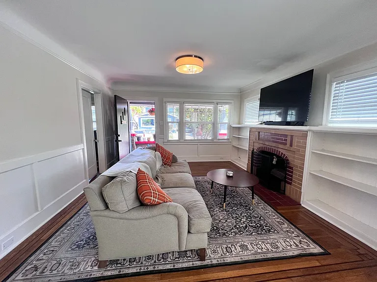 2355 Cherry St — Photo 60