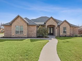 1512 N Davis St, West, TX 76691