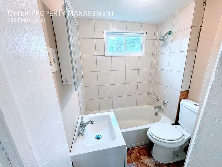2320 Mutter St — Photo 15
