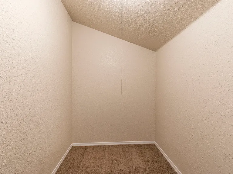 Pemberly Palms Apartment Homes — Photo 31