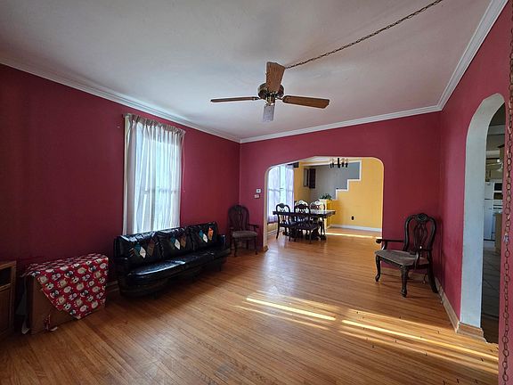 2nd image of 227 S London Ave