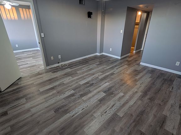 3rd image of 4710 Bay St NE APT 216