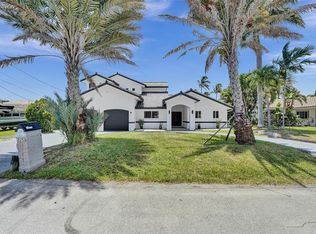 2256 SE 10th St, Pompano Beach, FL 33062