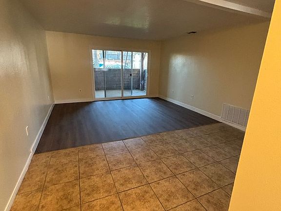 3rd image of 43275 Hacienda St APT B