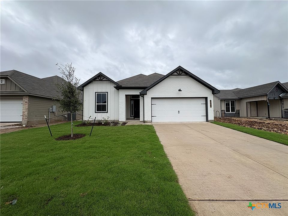 1st image of 1090 Ringo Rd