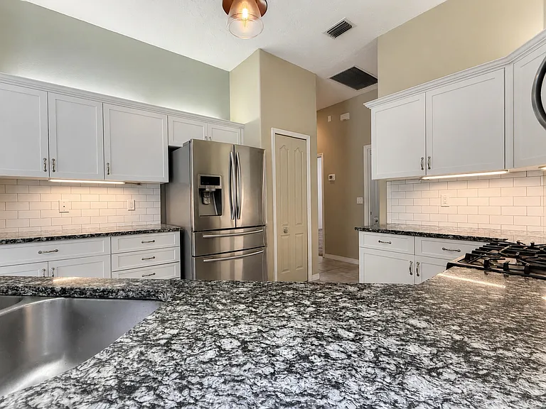 4625 Sweetmeadow Cir — Photo 11