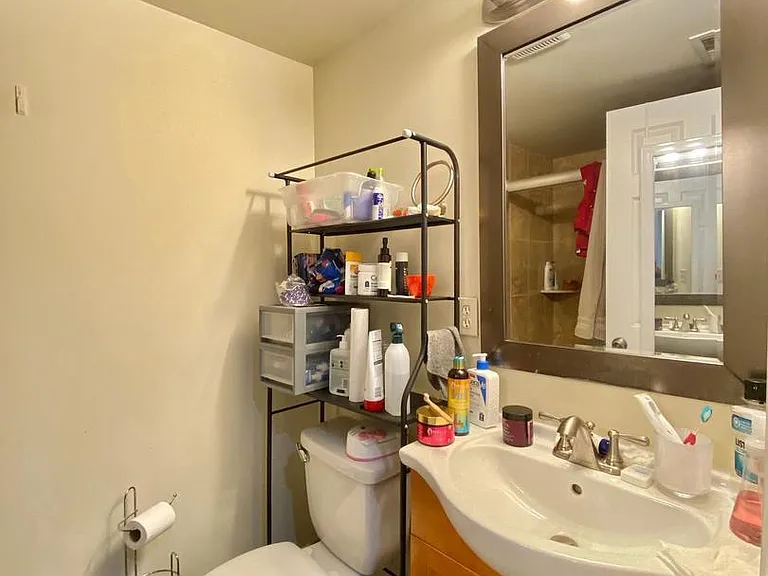 1417 N 17th St #3R — Photo 12