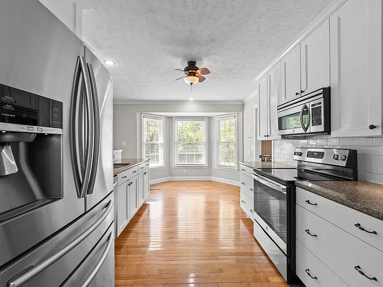 204 McNeill Rd — Photo 7