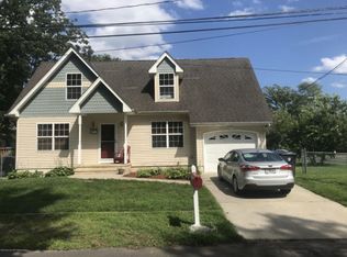 51 Homestead Rd, Toms River, NJ 08753