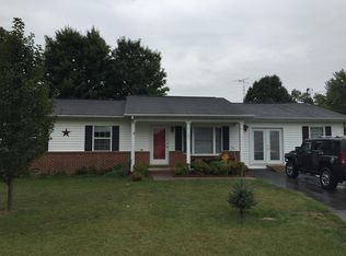 131 Jolly Rancher Dr, Martinsburg, WV 25405