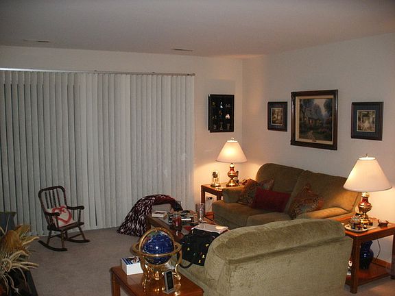 3rd image of 220 Southwick Ct #220