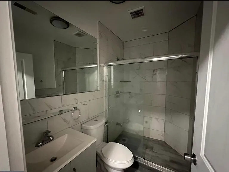 2108 Ridge Ave #C — Photo 5
