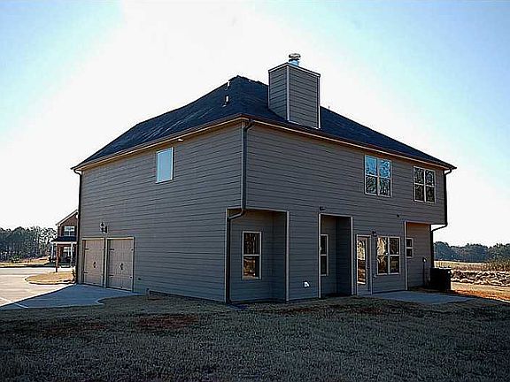 2nd image of 592 Madison Park Dr