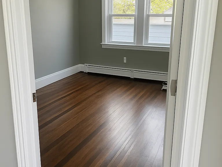 105 Independence Ave — Photo 9