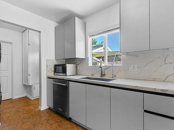 3rd image of 4949 San Feliciano Dr
