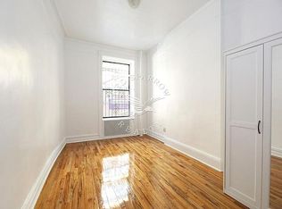 310 E 94th St #1E, New York, NY 10128