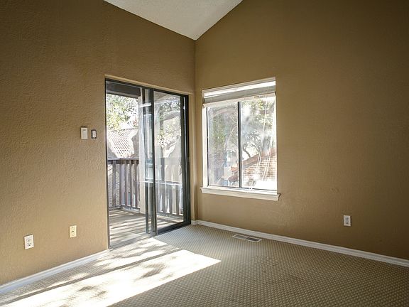 3rd image of 14151 Montfort Dr APT 229