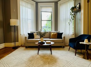 20-23 Menahan St #2F, Ridgewood, NY 11385