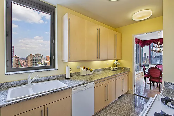 Sold by Corcoran | media 4