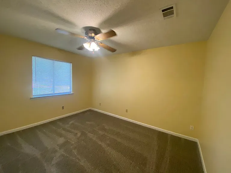 3235 Auburn Pkwy — Photo 23