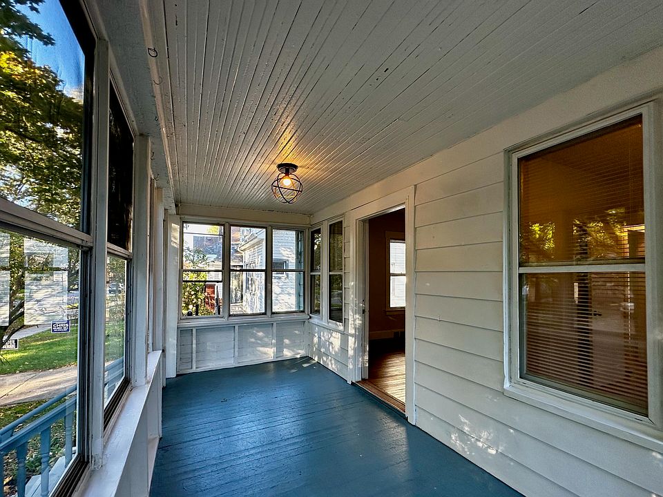 630 Laprairie St, photo 5