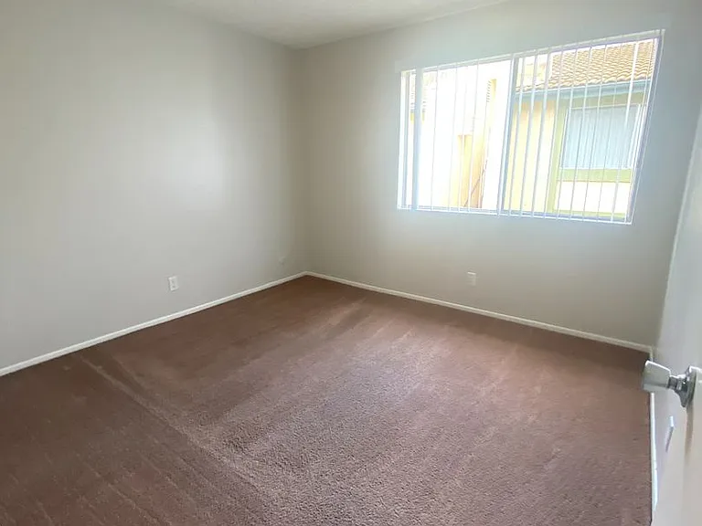 7531 Knott Ave — Photo 8