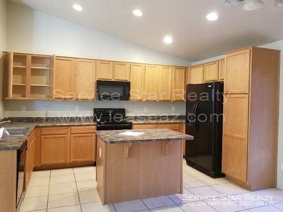4th image of 19289 N Tara Ln