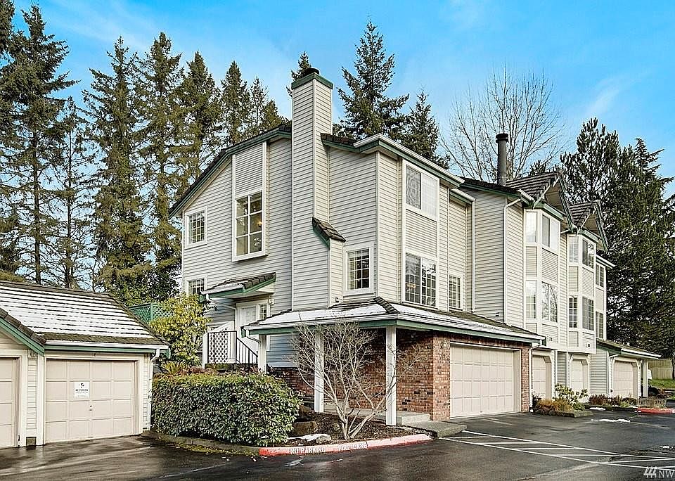 1st image of 772 122nd Ave NE