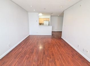 105 Sunrise Dr #2, Markham, ON L3R 1A1