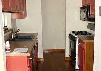 2nd image of 7309 Royal Arms Dr