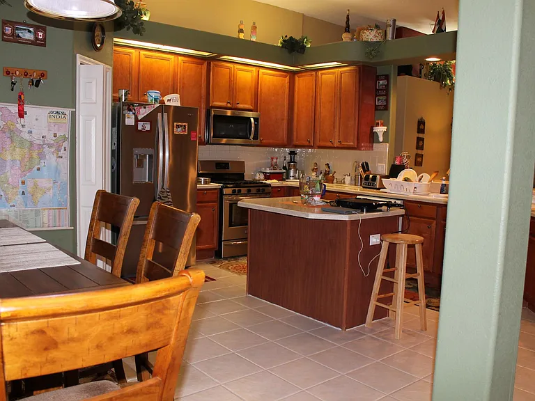 8347 Golden Prairie Dr — Photo 3