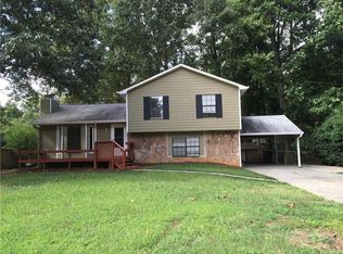 270 Amberwood Dr, Lawrenceville, GA