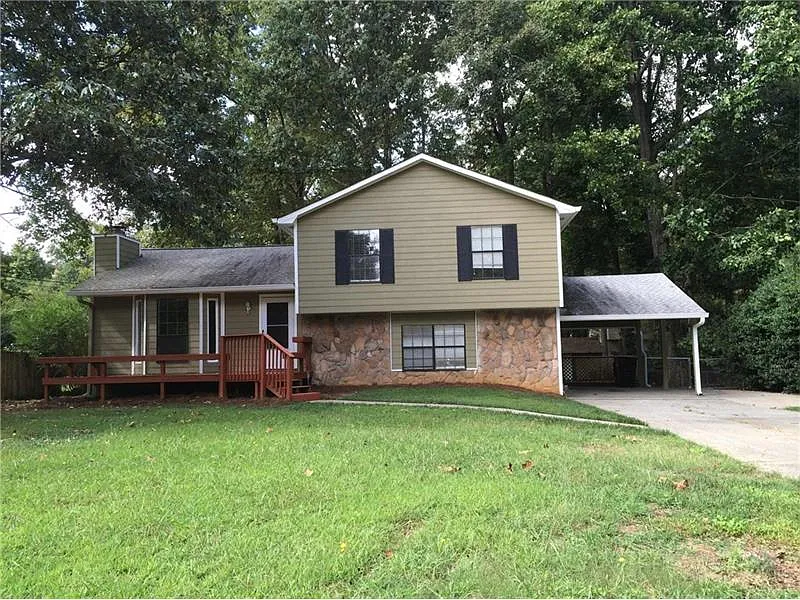 270 Amberwood Dr photo 1