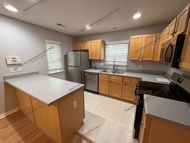 2 Sidney Marie Ct — Photo 8