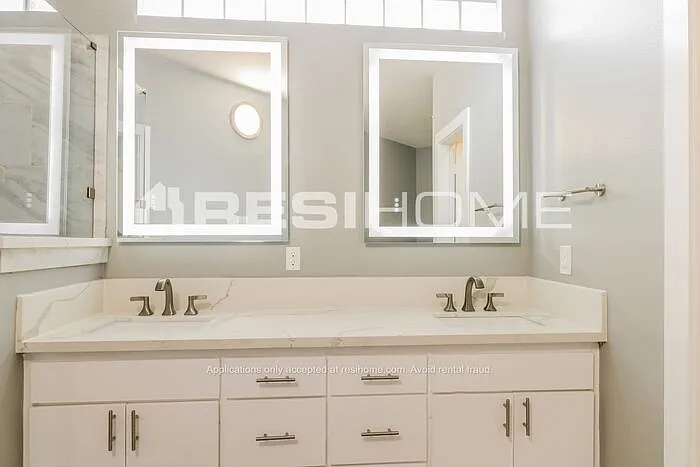 5418 Inker St — Photo 15