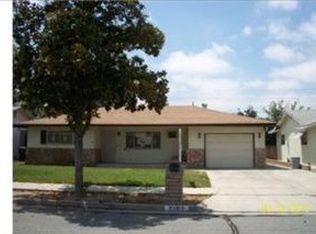 1181 E Leslie Dr, Hemet, CA 92543