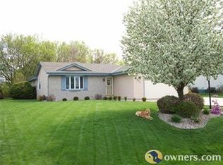 2611 Catherine Dr, Racine, WI 53402