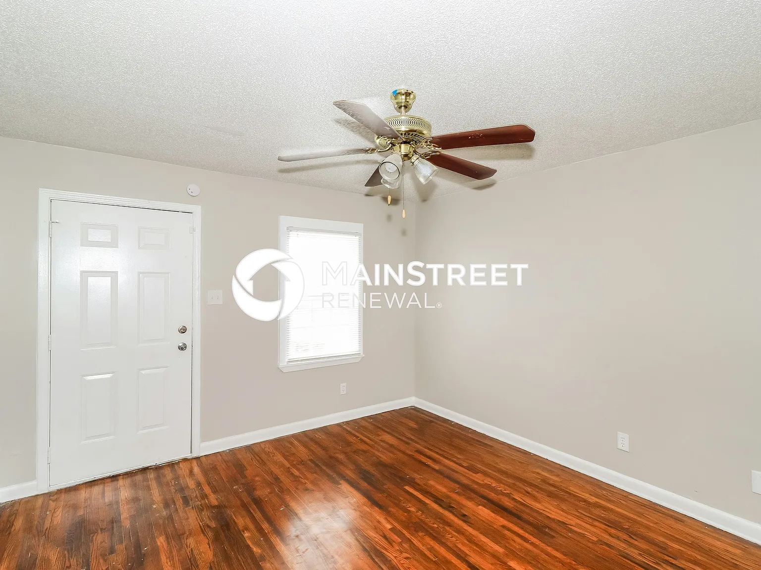 2184 Cassie Ave — Photo 3
